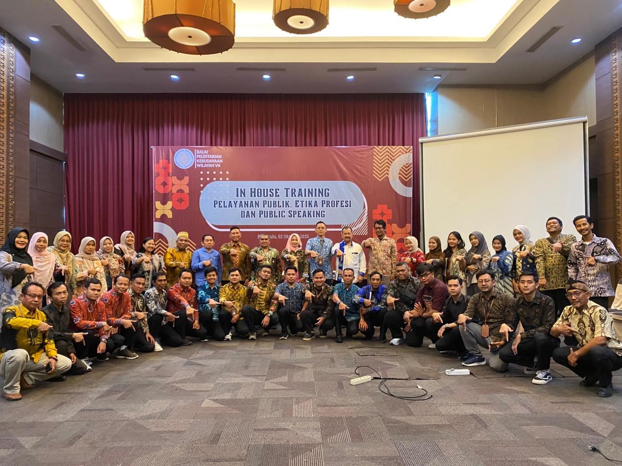 BPMP Provinsi  Bengkulu Perkuat Komitmen Pelayanan Publik Berintegritas Lewat In House Training di Hotel Santika